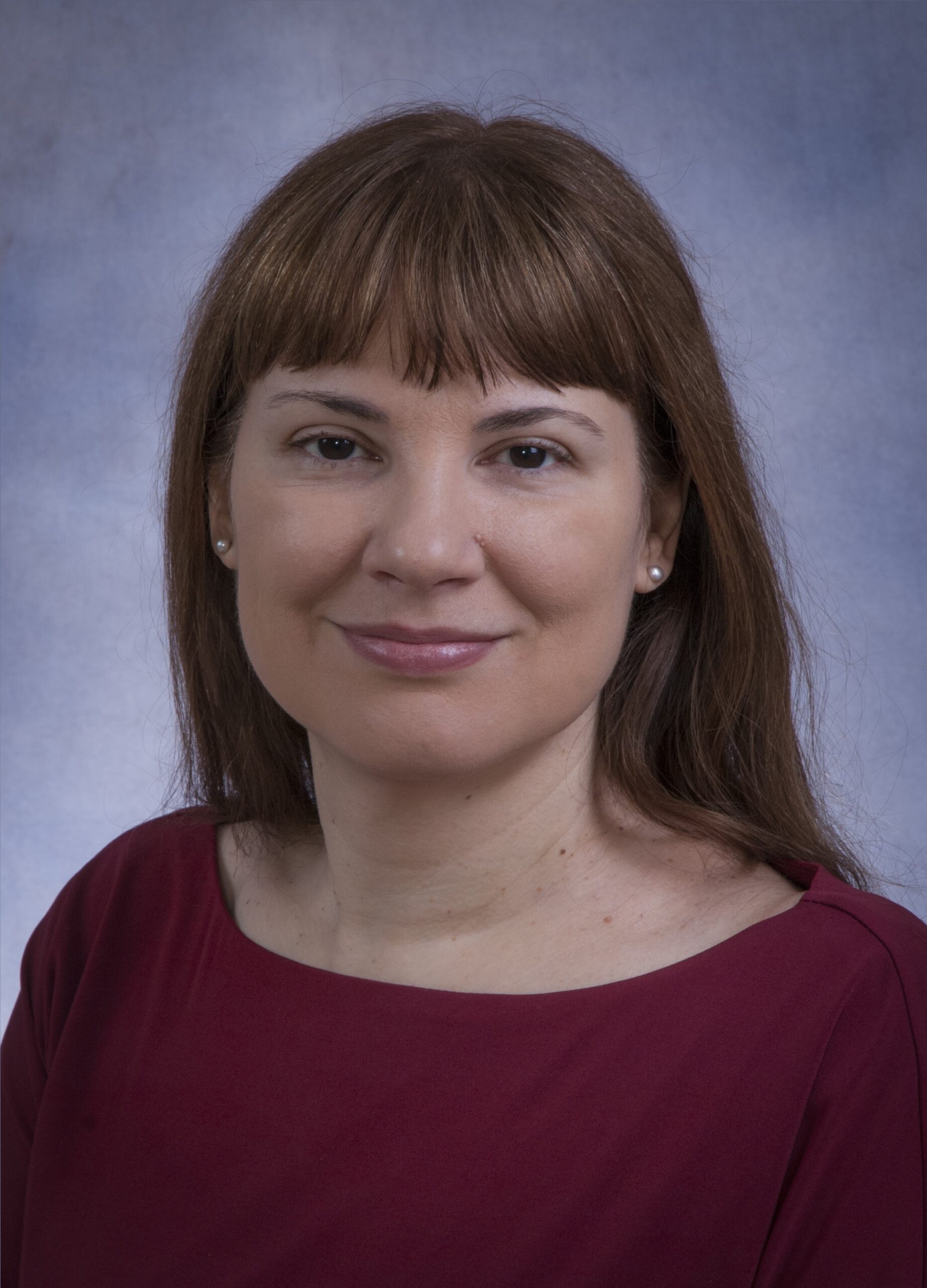 Headshot of Dr. Laura Avila