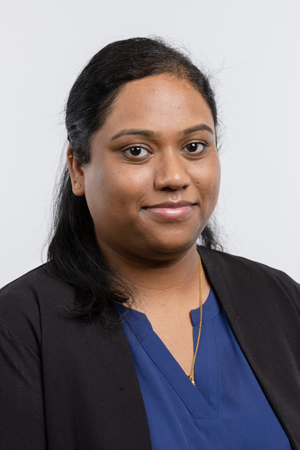 Headshot of Vjura Senthilnathan